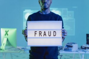 detect fraud invoice