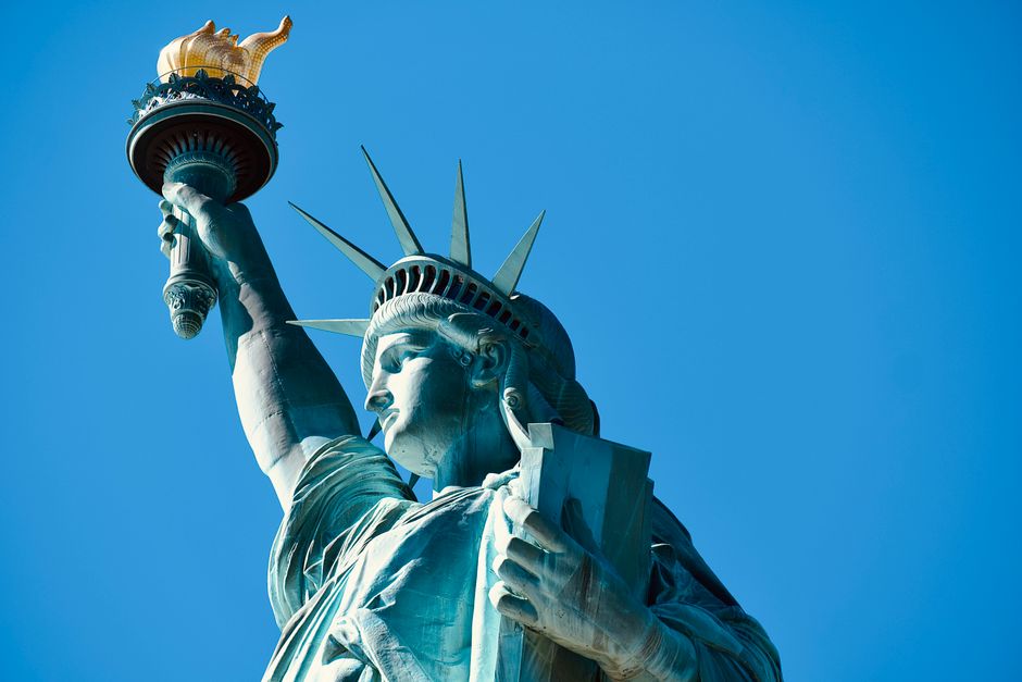 immigration lawyer